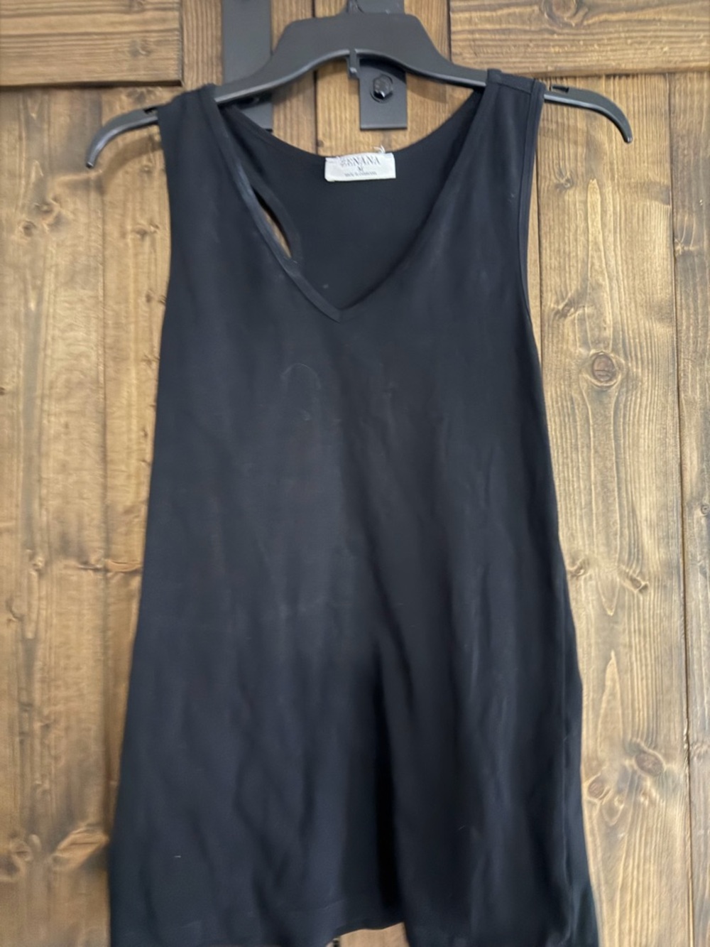 Zenana Outfitters Black Scoop Neck Sleeveless Top